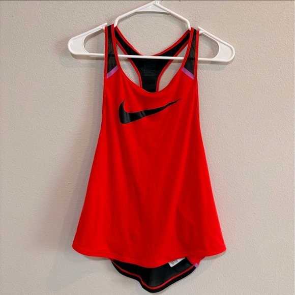 Nike Tops - Nike Dri-FIT Racerback Tank Top Womens Medium Red Mesh Loose Fit Workout Gym